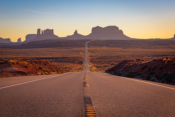 Monument Valley Sunset